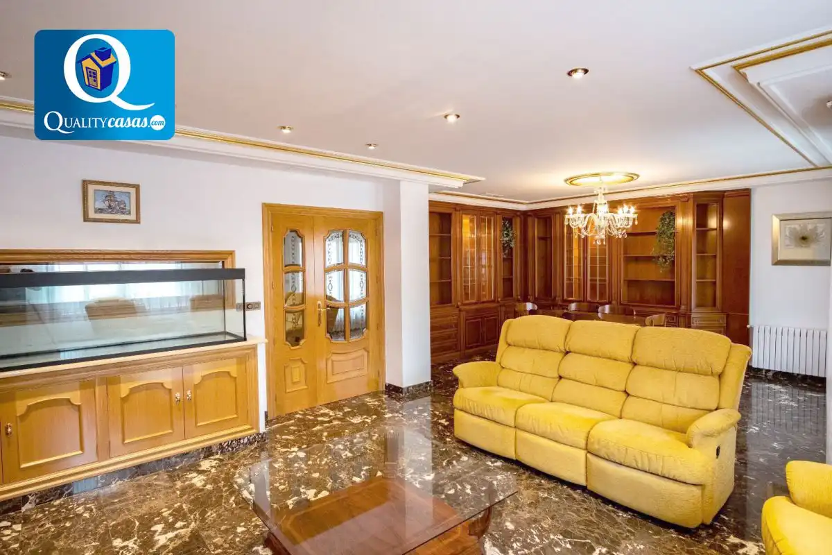 Sala de estar de Casa adosada en venta en Novelda con Aire acondicionado, Calefacción y Terraza