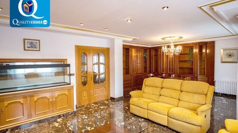 Foto 5 de Casa adosada en venta en Novelda, Alicante