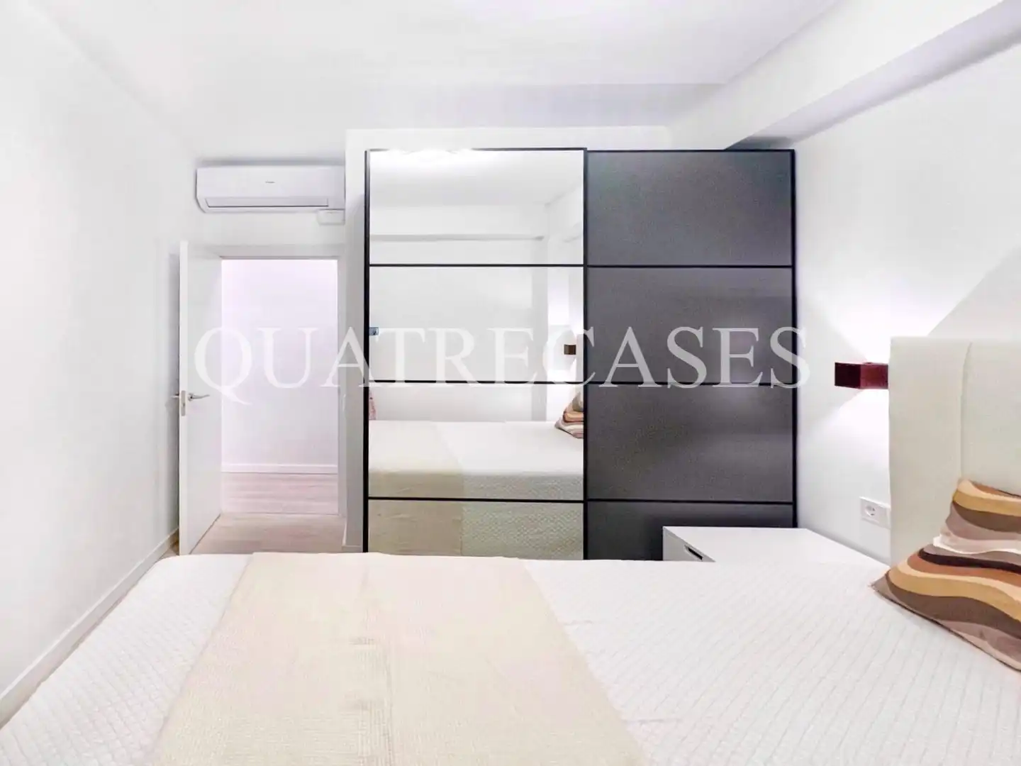 Piso con terraza en venta en Carrer del Rosselló, imagen 38