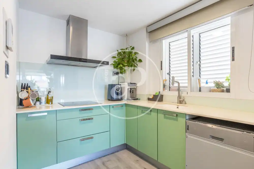 Penthouse with terrace to rent in Av. del Port, imagen 15
