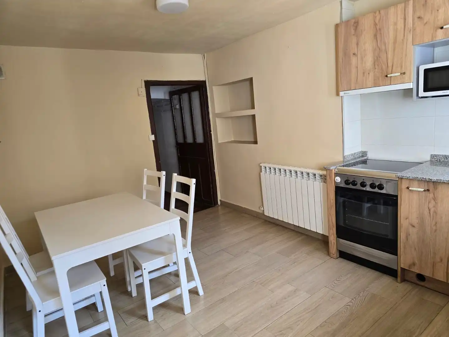 Cocina de Finca rústica en venta en Colungo con Calefacción, Terraza y Trastero