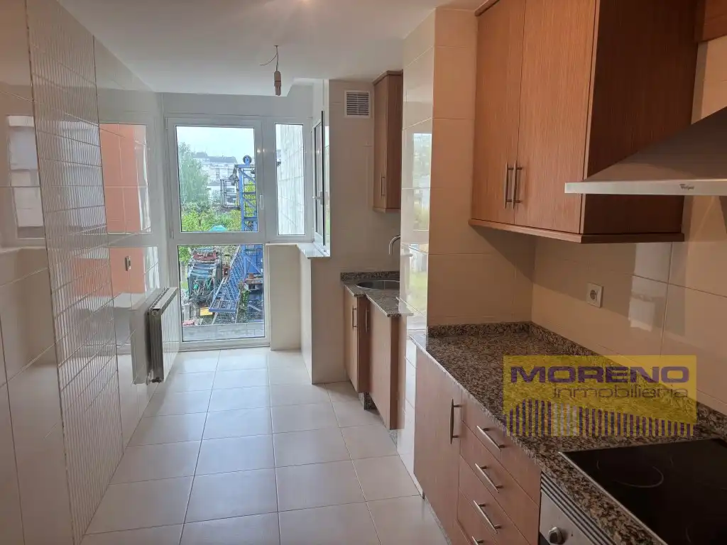 Cocina de Apartamento en venta en Sarria con Terraza