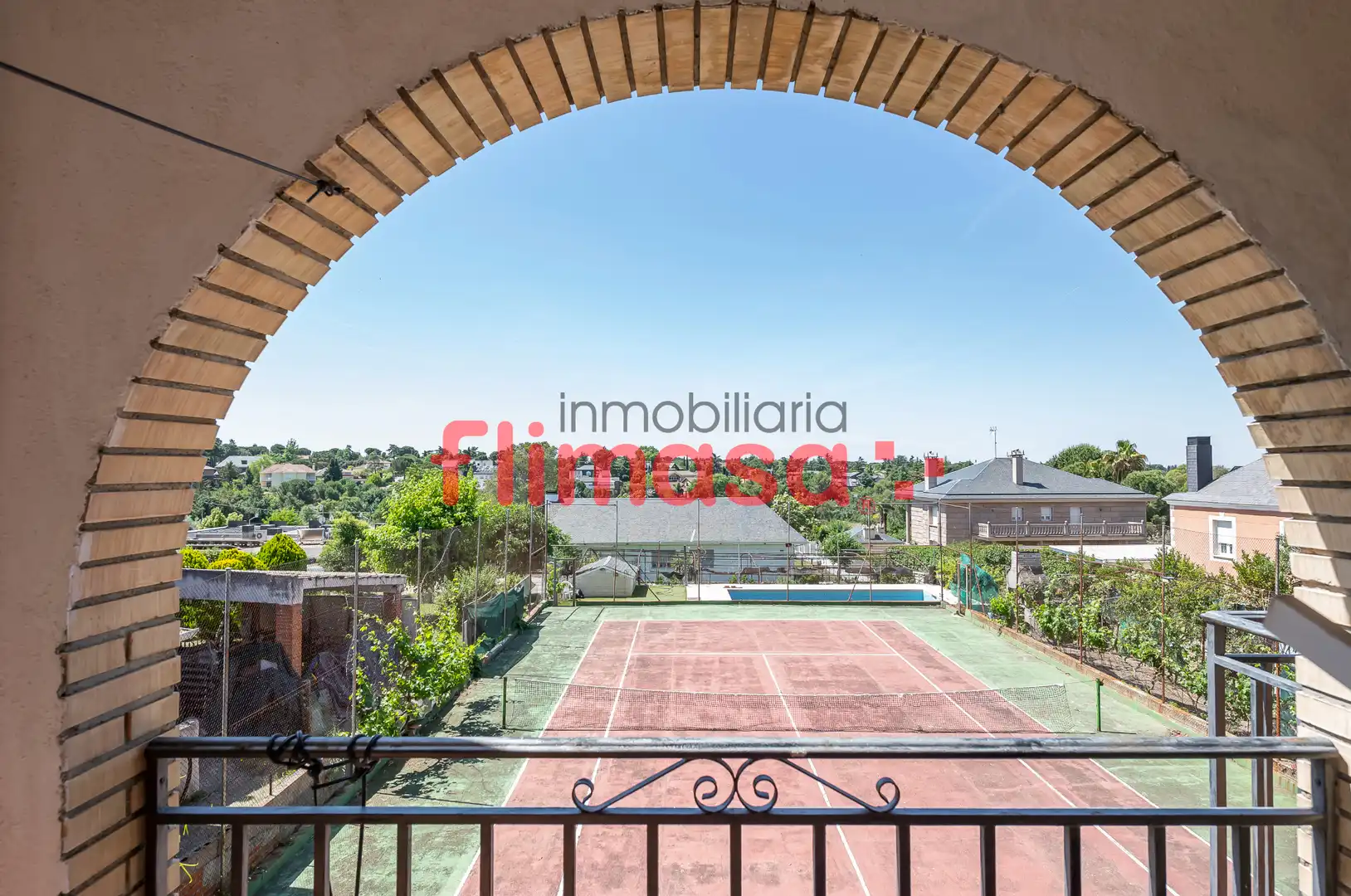 Terrassa de Casa o xalet en venda en Villaviciosa de Odón amb Calefacció, Jardí privat i Terrassa