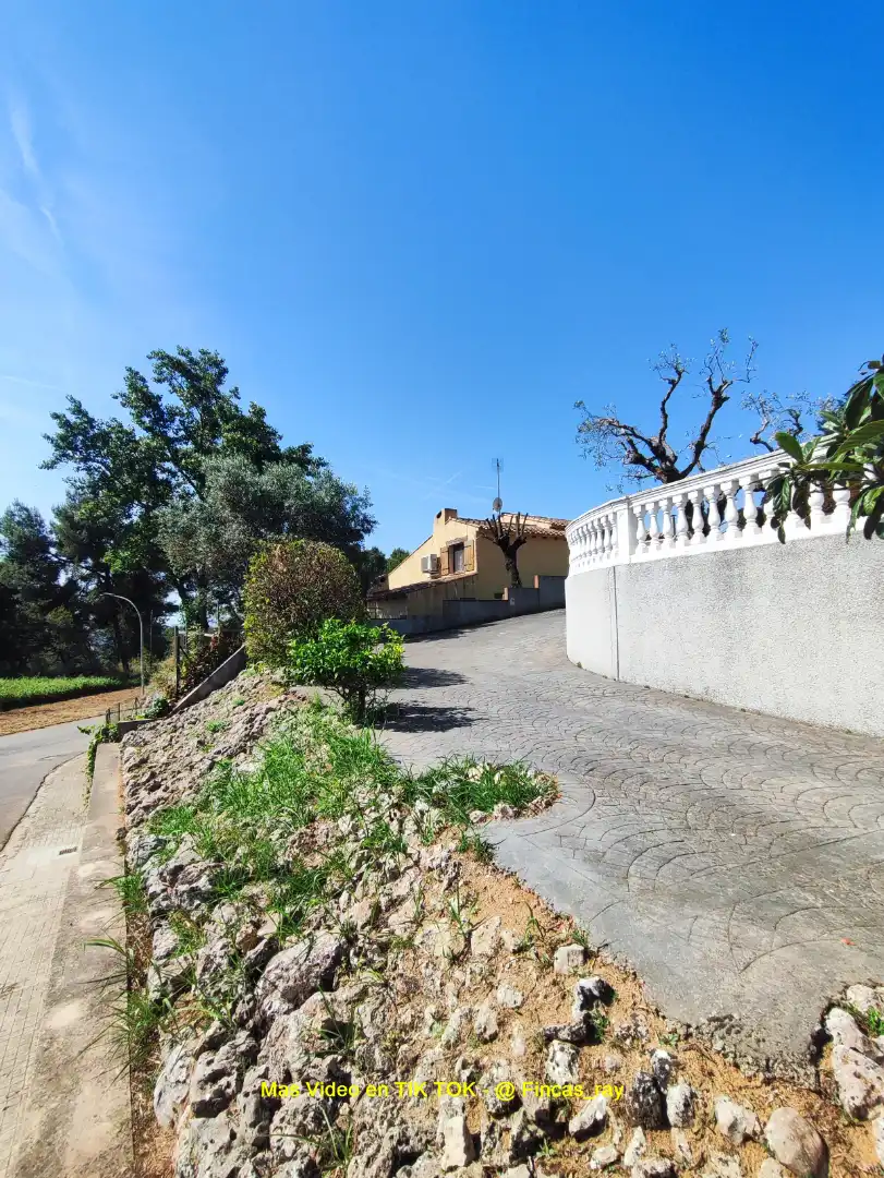Vista exterior de Casa o chalet en venta en Bigues i Riells del Fai con Calefacción, Jardín privado y Terraza
