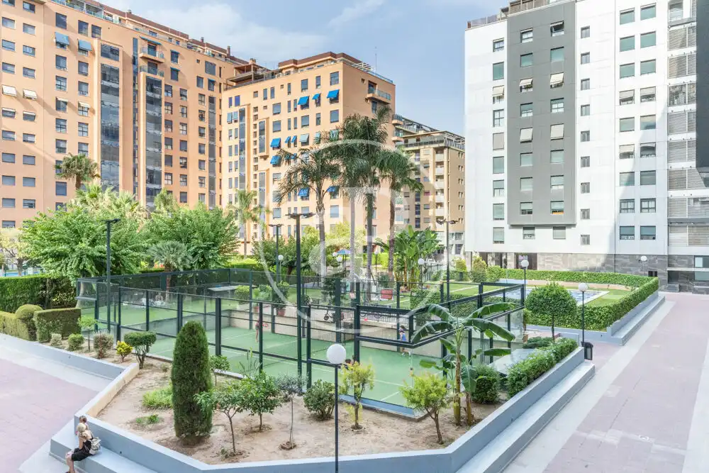 Terrassa de Pis en venda en Valencia amb Aire condicionat, Calefacció i Jardí privat