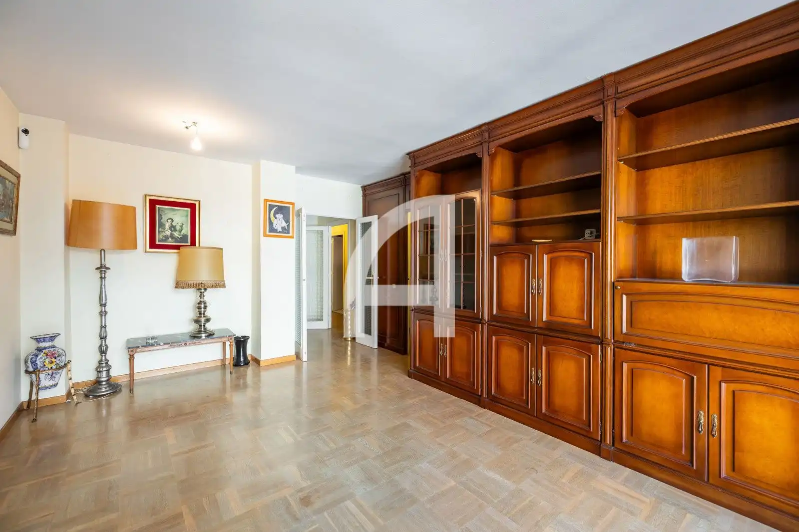 Living room of Flat for sale in Les Corts