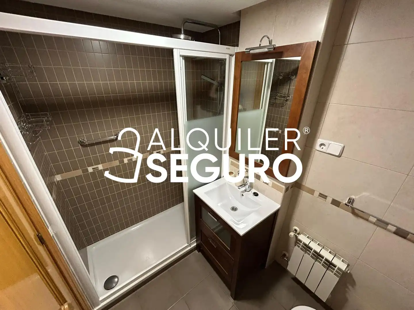 Bany de Pis de lloguer en Alcalá de Henares amb Aire condicionat, Calefacció i Terrassa
