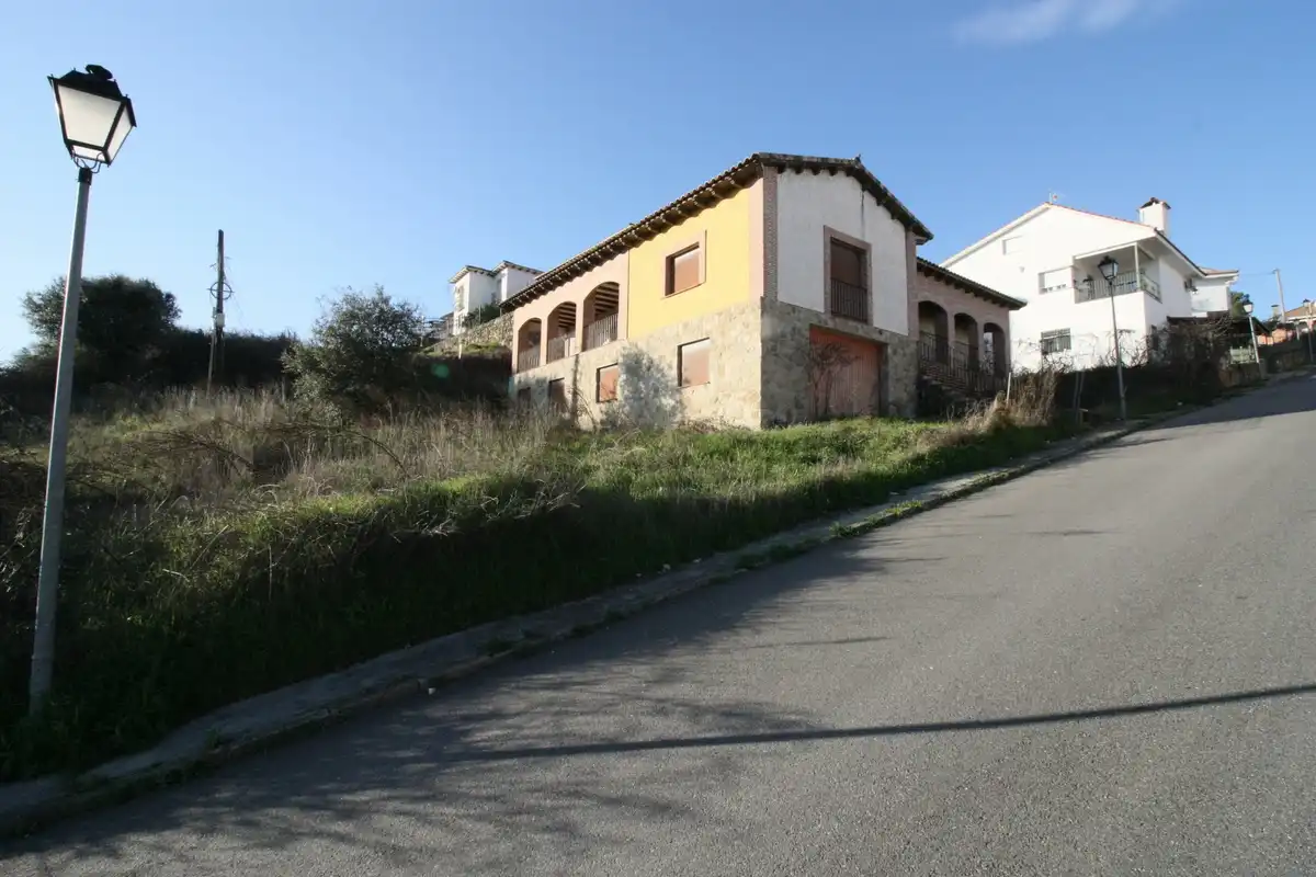 Xalet amb jardí en venda a Calle Corteceros 3, imagen 3