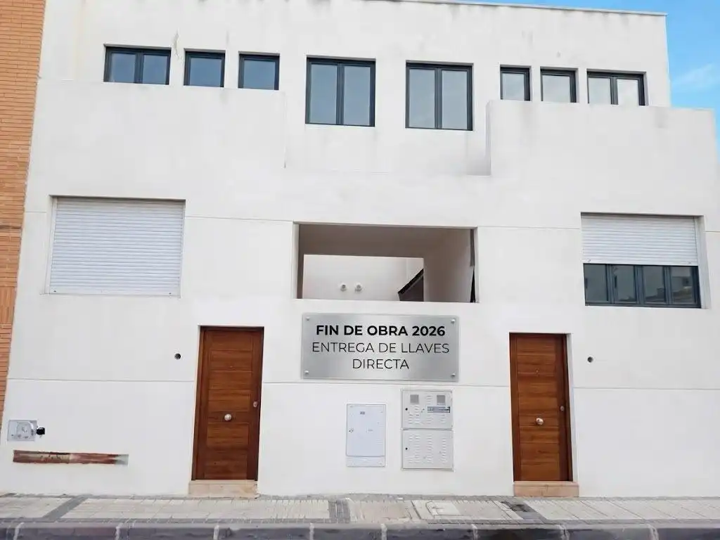 Vista exterior de Dúplex en venta en Alcantarilla, Murcia