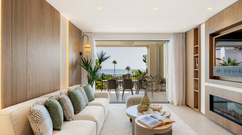 Hermoso apartamento de tres dormitorios con orientación sur situado en la prestigiosa comunidad cerrada de Bahía del Velerin, Este, imatge 3