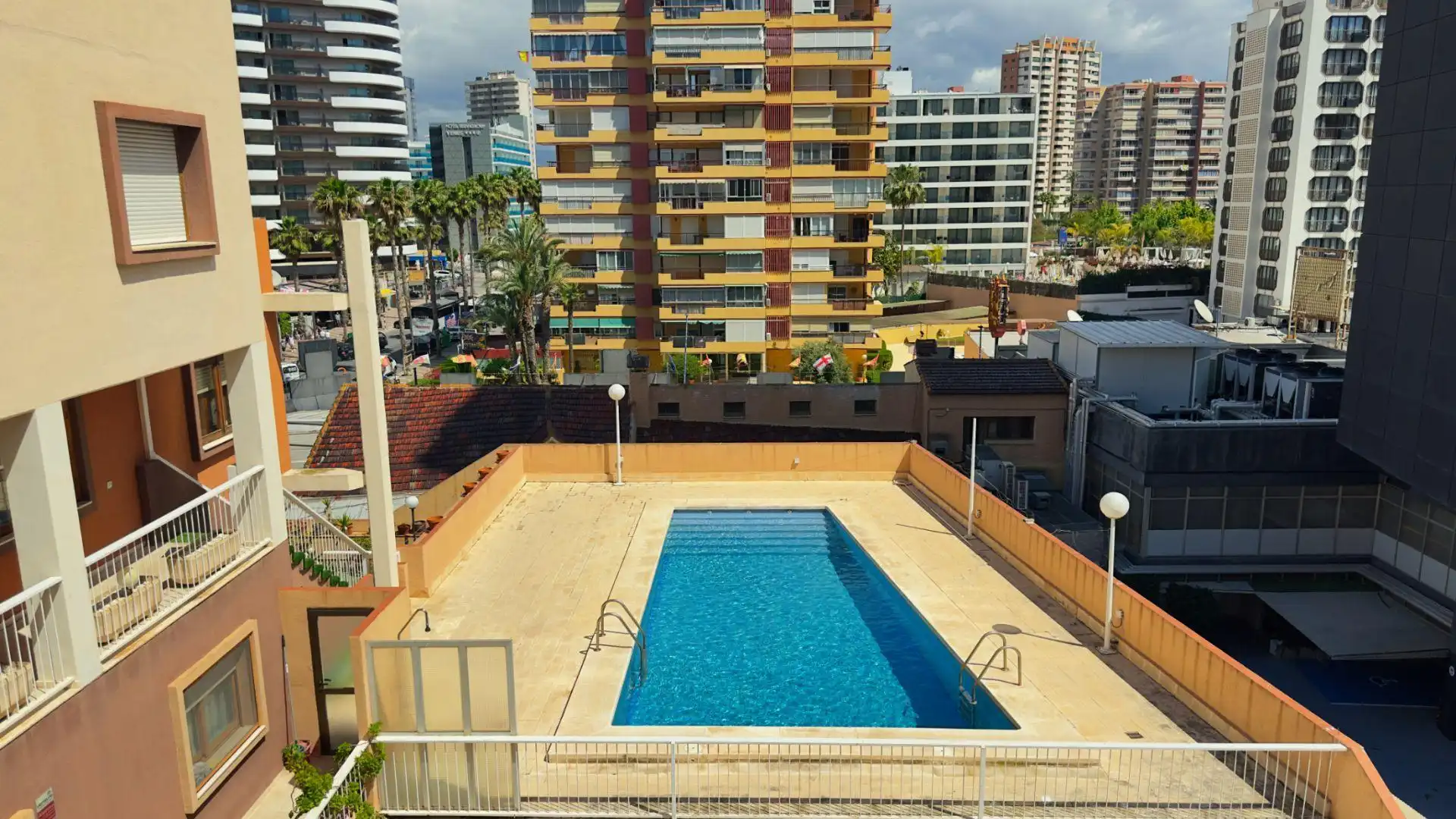 Piscina de Dúplex en venda en Benidorm amb Aire condicionat, Calefacció i Moblat
