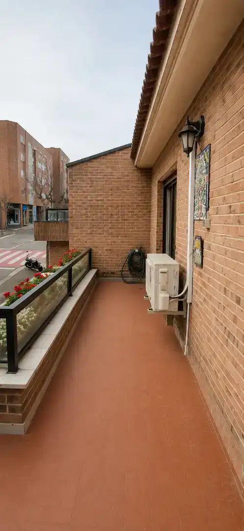 Terrassa de Pis en venda en Tudela amb Aire condicionat, Jardí privat i Parquet