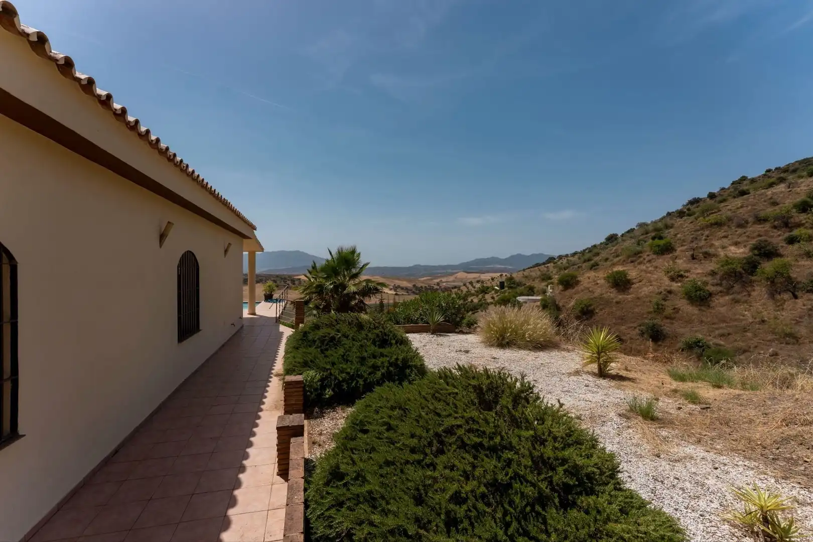 Vista exterior de Finca rústica en venda en Cártama amb Aire condicionat, Traster i Piscina