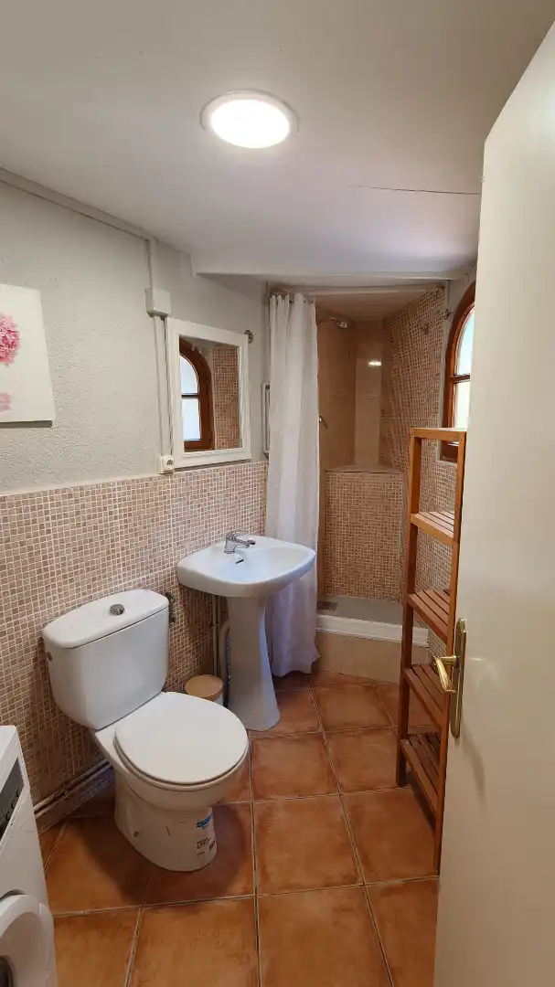 Bany de Apartament de lloguer en Manresa amb Moblat