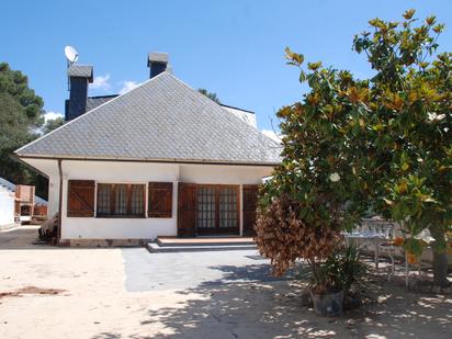 Vista exterior de Casa o xalet en venda en Sant Fost de Campsentelles amb Calefacció, Jardí privat i Parquet