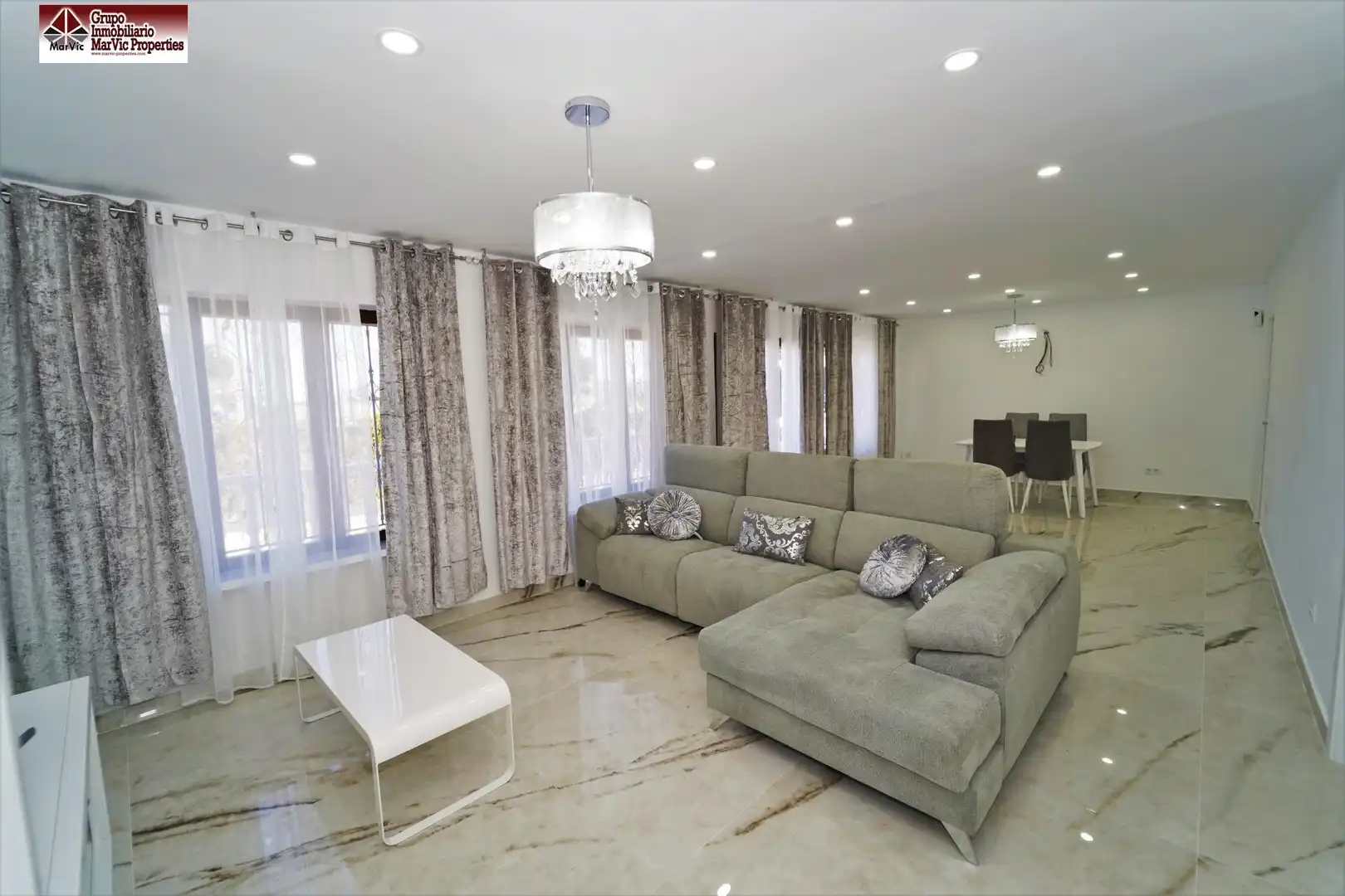 Chalet con piscina en venta en Coloma, imagen 31