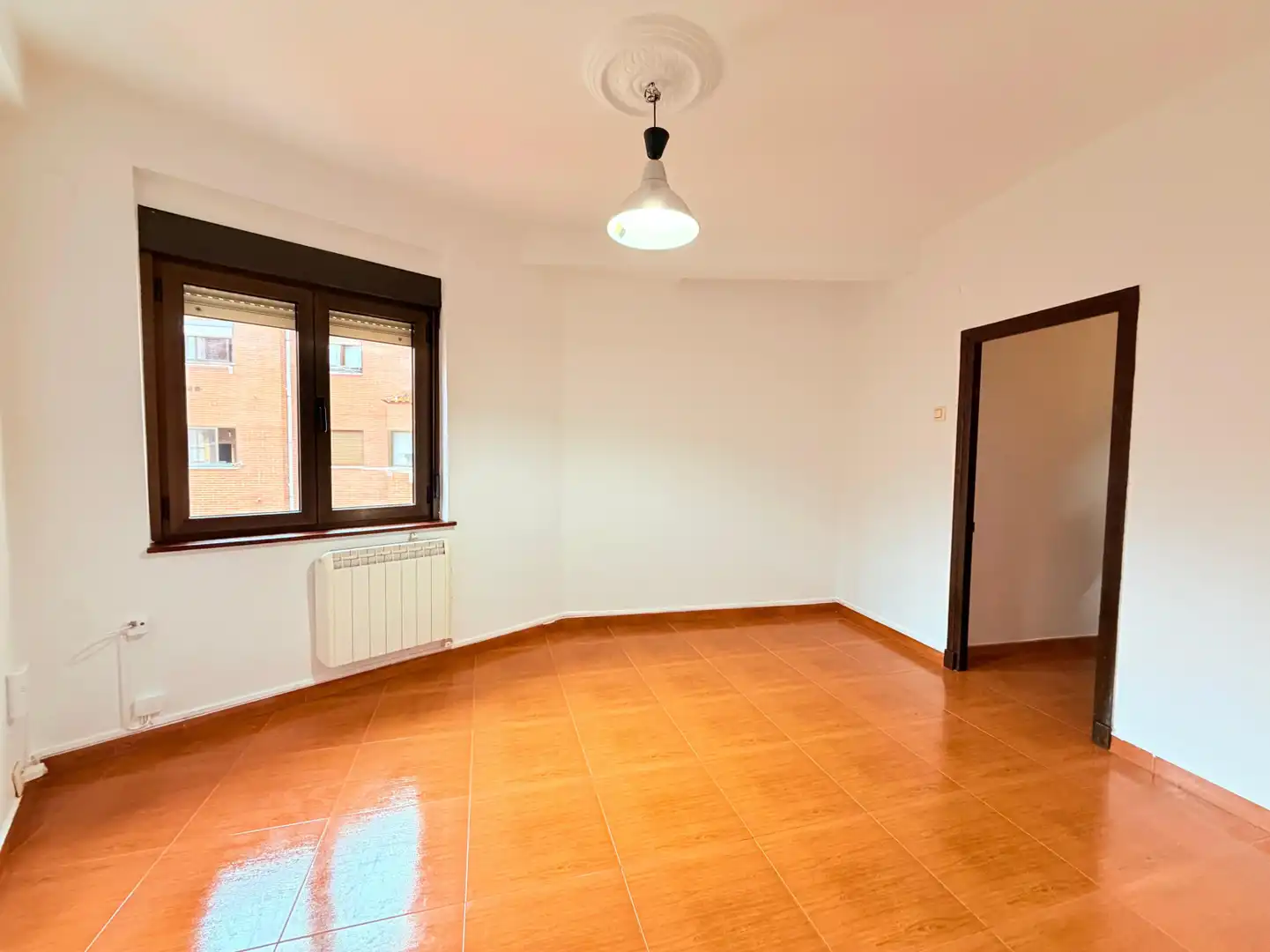 Schlafzimmer von Wohnung zum Verkauf in Avilés mit Heizung und Abstellraum