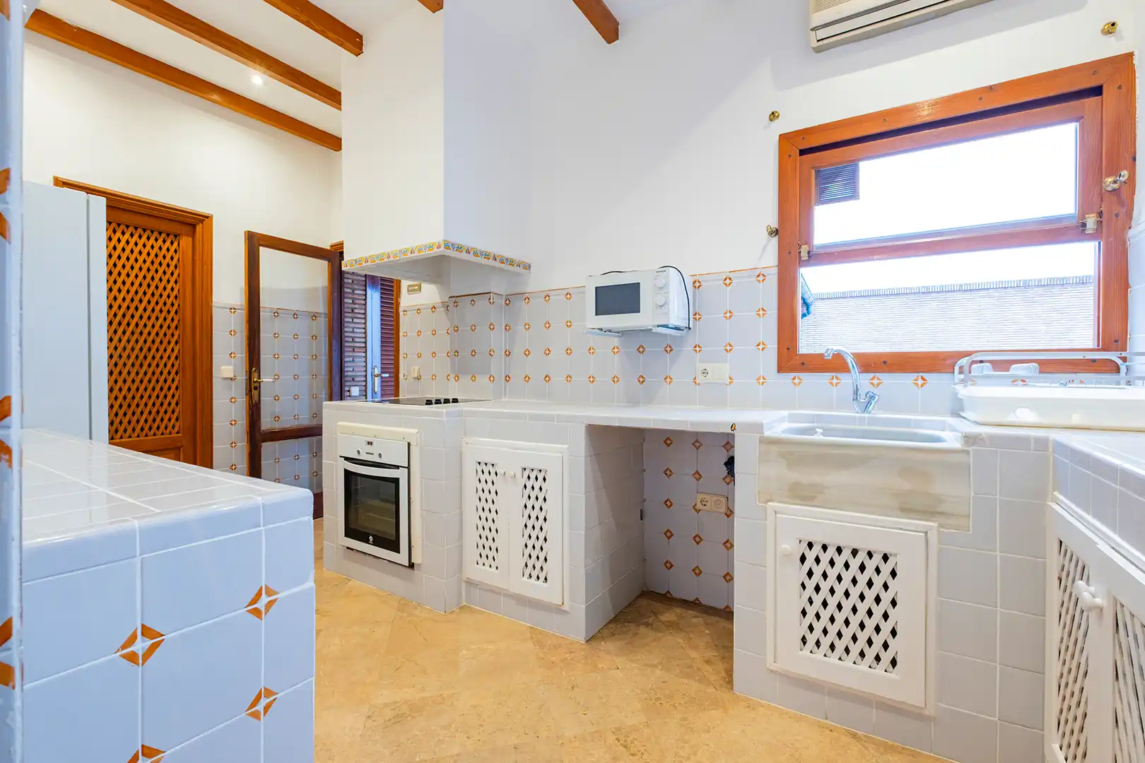 Cocina de Casa o chalet en venta en Alfara del Patriarca con Aire acondicionado, Calefacción y Terraza
