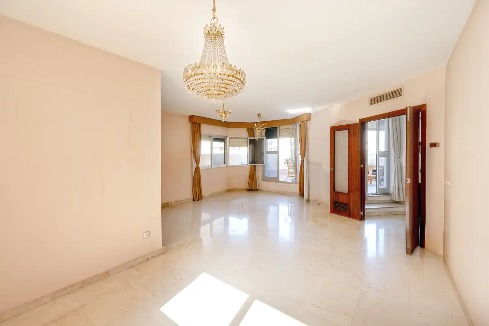 Living room of Attic for sale in Málaga  with Air Conditioner, Heating and Terrace