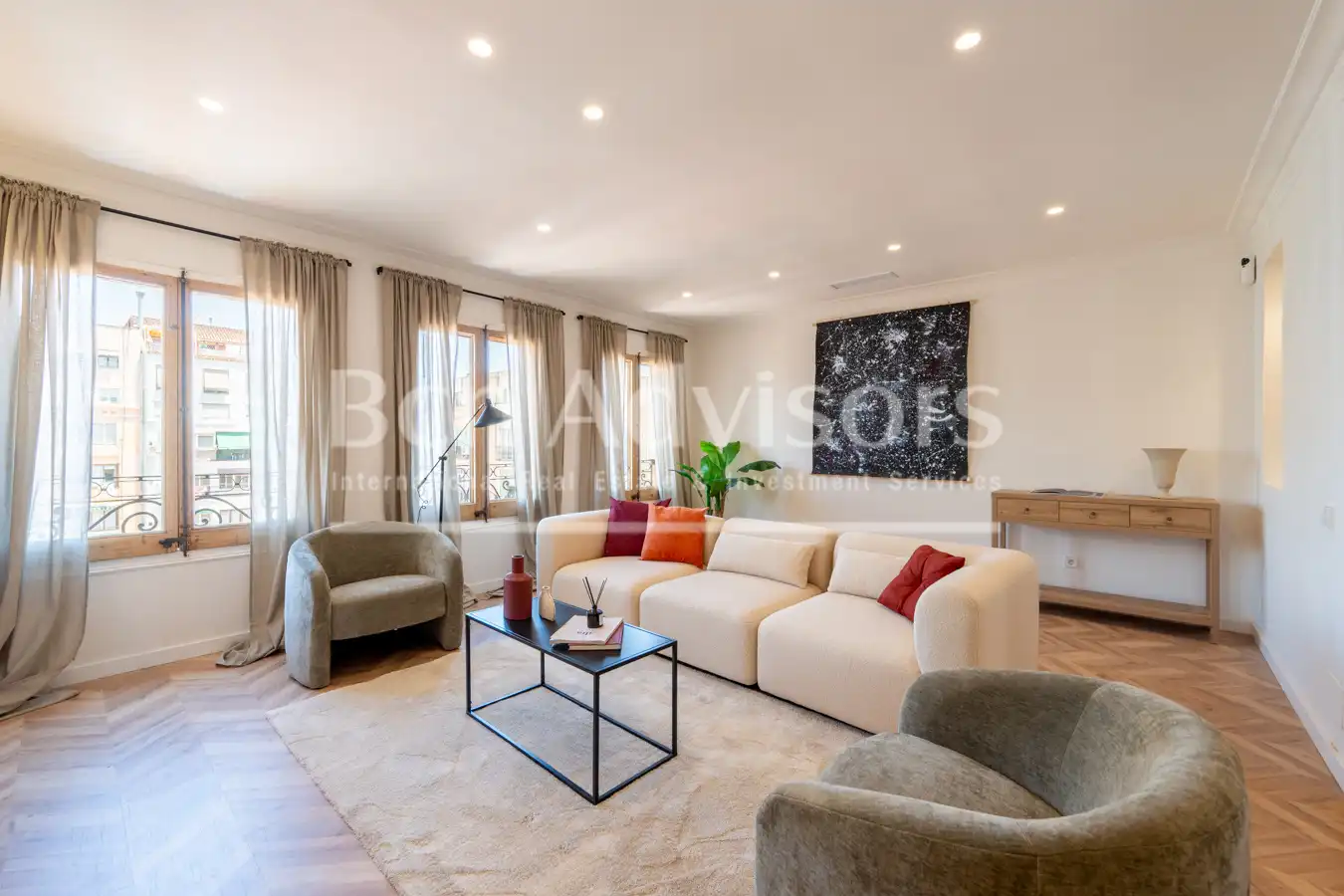 Piso con terraza en venta en Carrer de Girona, imagen 3