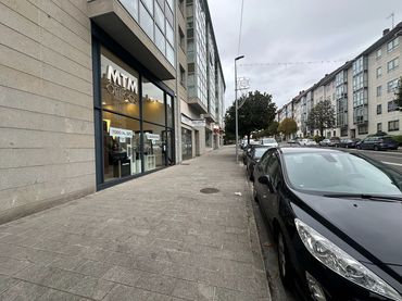 Local comercial de lloguer a Avenida de Ferrol