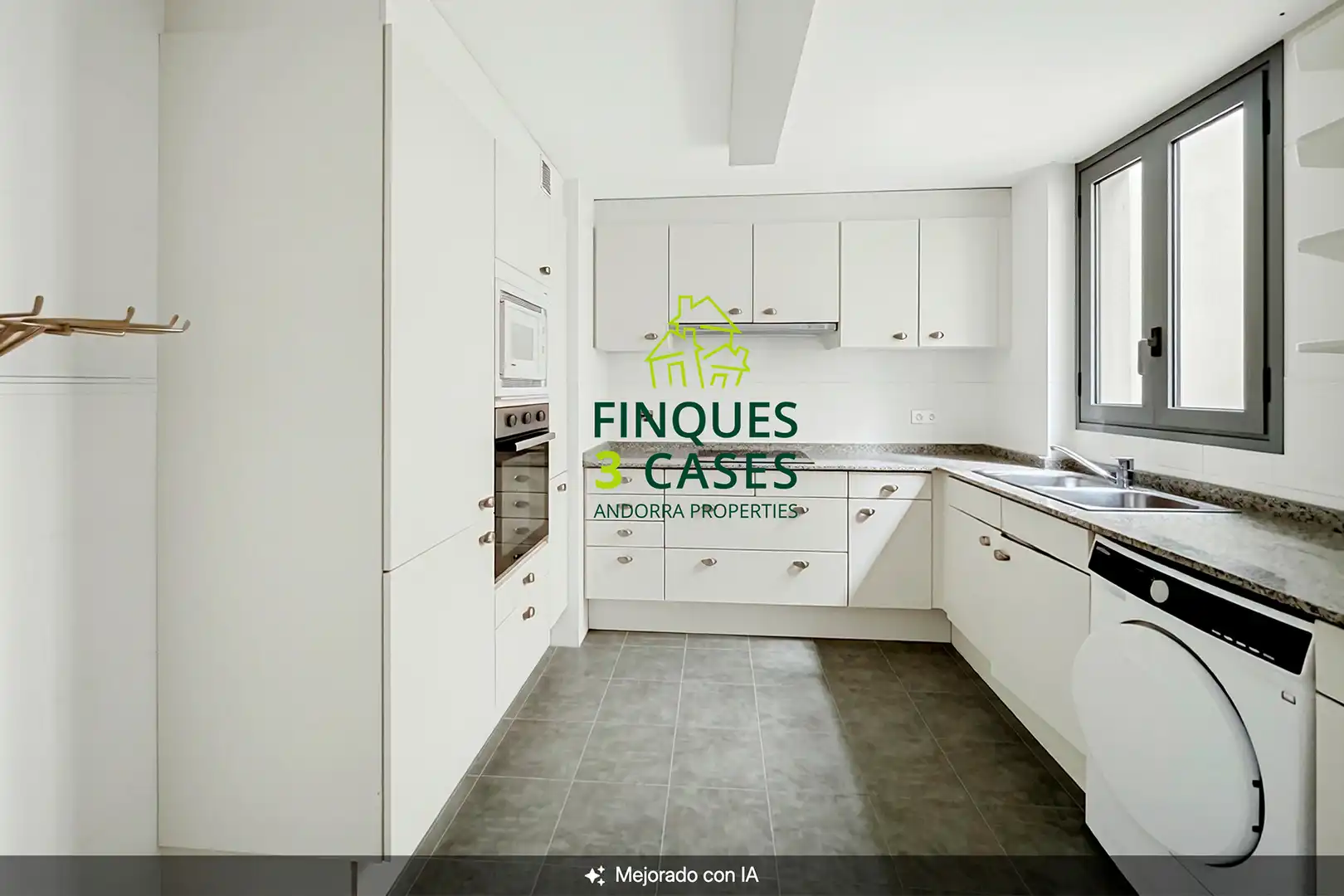 Apartament amb ascensor de lloguer a Avinguda Carlemany, imagen 2