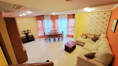 Foto 4 de Casa adosada en venda a Pere Crespí, Alzira