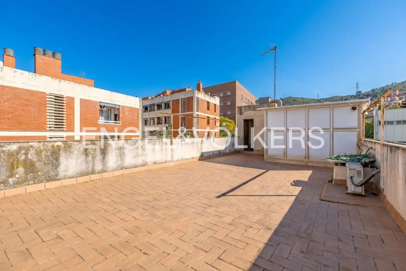 Terrasse von Wohnung zum Verkauf in Barcelona mit Klimaanlage, Heizung und Abstellraum