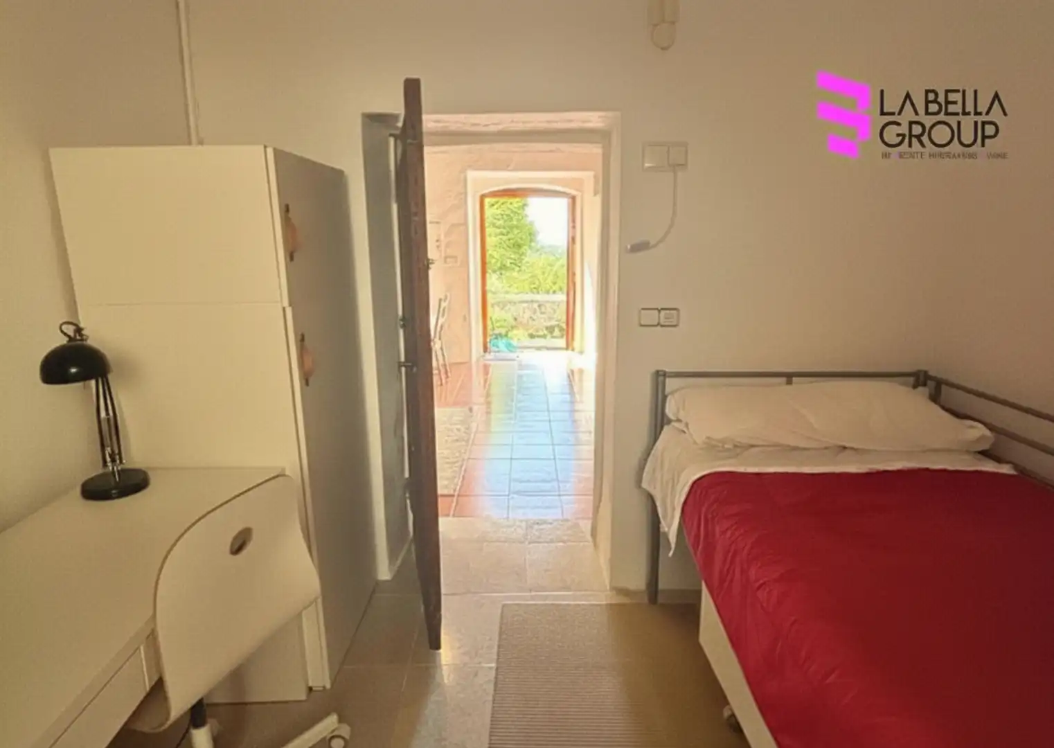 Dormitori de Finca rústica en venda en Santa Eulària des Riu amb Aire condicionat, Jardí privat i Terrassa