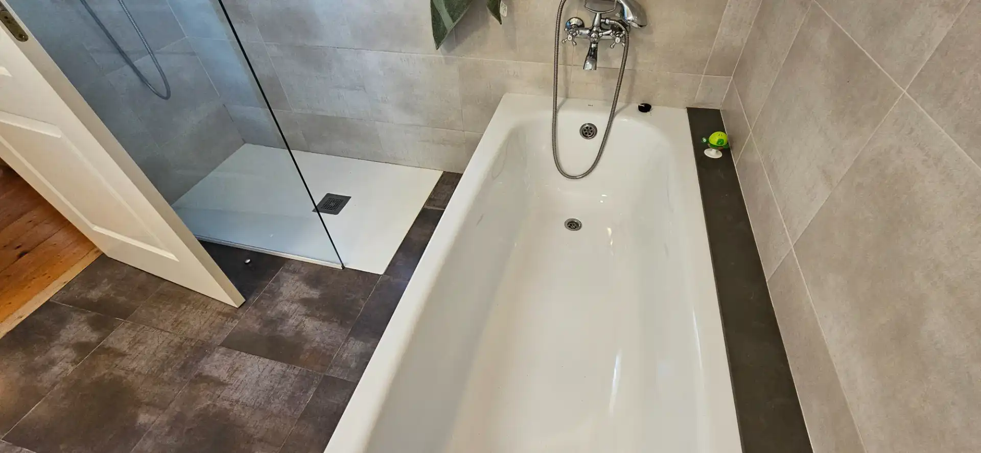 Bathroom of Country homes for sale in El Catllar   with Air Conditioner, Heating and Private garden