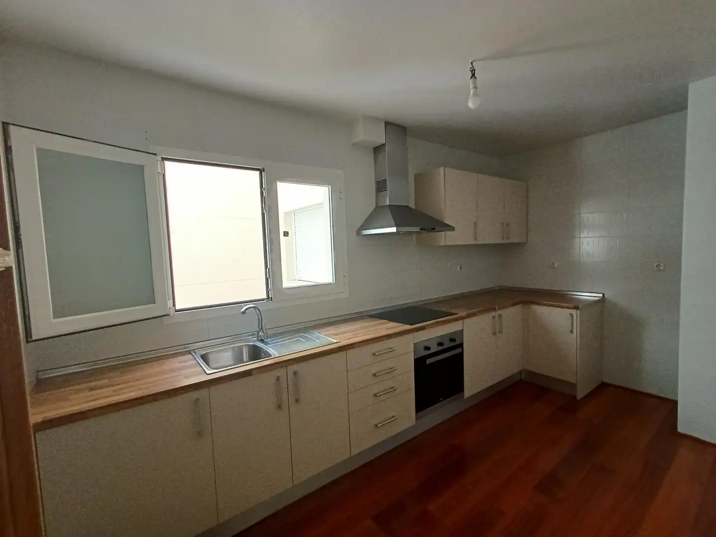 Küche von Wohnung zum Verkauf in El Ejido mit Abstellraum und Balkon