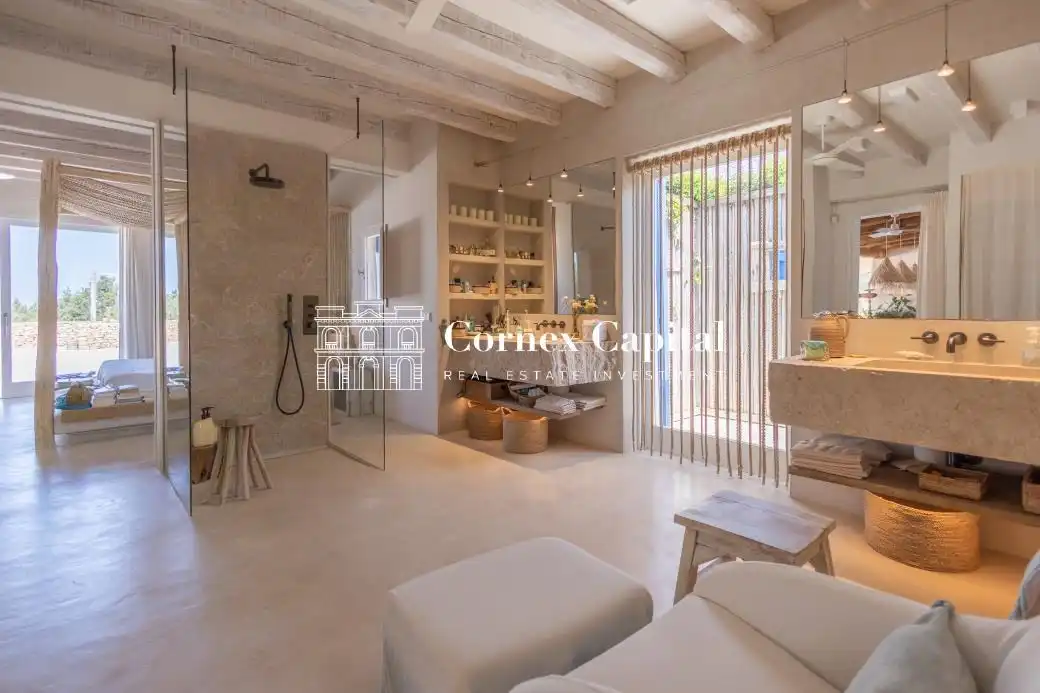 Bathroom of Houses for sale in Formentera  with Air Conditioner, Heating and Private garden