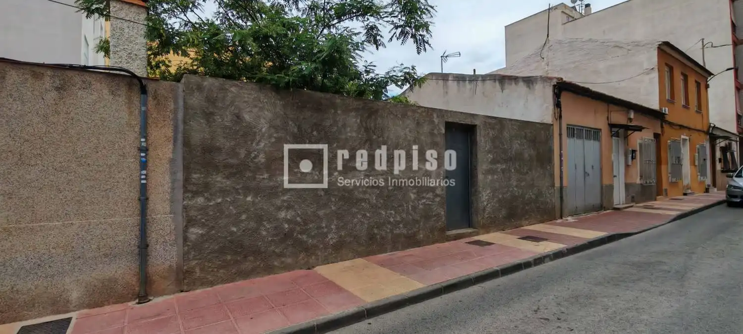 Terreny residencial en venda a de José Caride