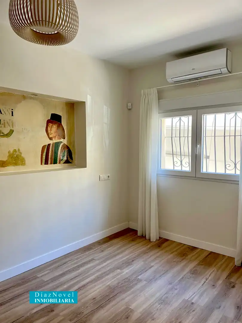 Habitación de Local en venta en Málaga con Aire acondicionado, Calefacción y Parquet