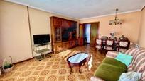 Living room of Flat for sale in Alcalá de Henares  with Heating, Furnished and Oven