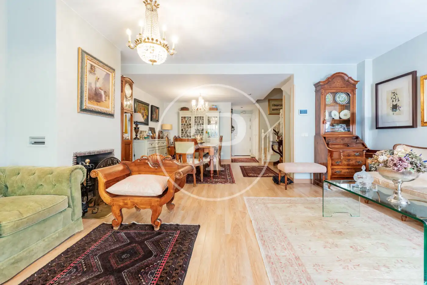 Sala de estar de Casa adosada en venta en Madrid con Aire acondicionado, Calefacción y Jardín privado