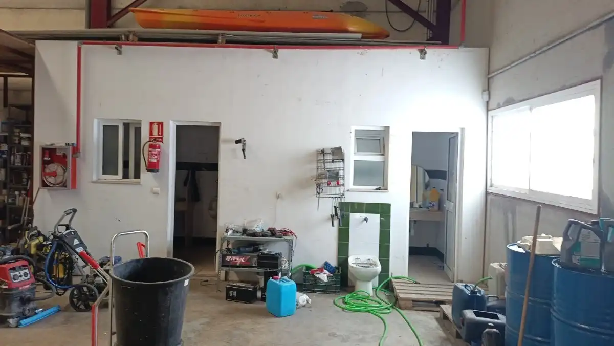 Industrial building for sale in Cartaya, imagen 4
