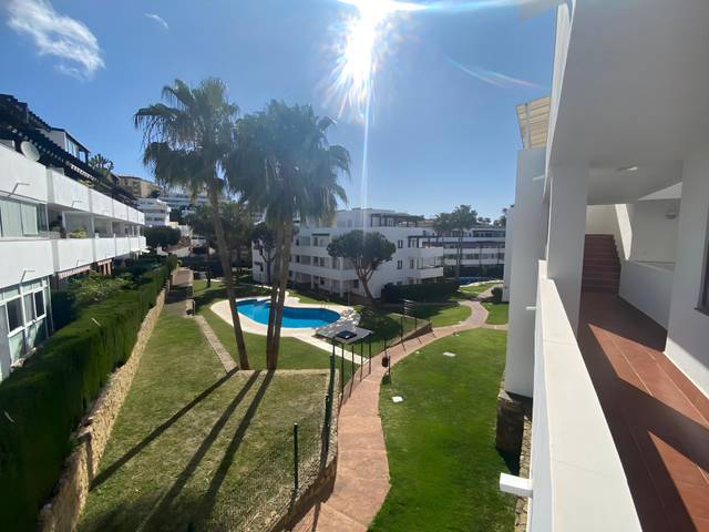 Piso en Venta en Calle GRANATE en Las Cañadas