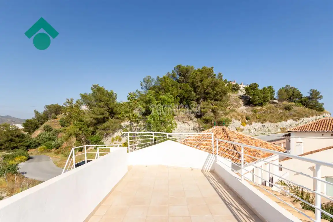 Terrace of Detached homes for sale in Almuñécar  with Furnished