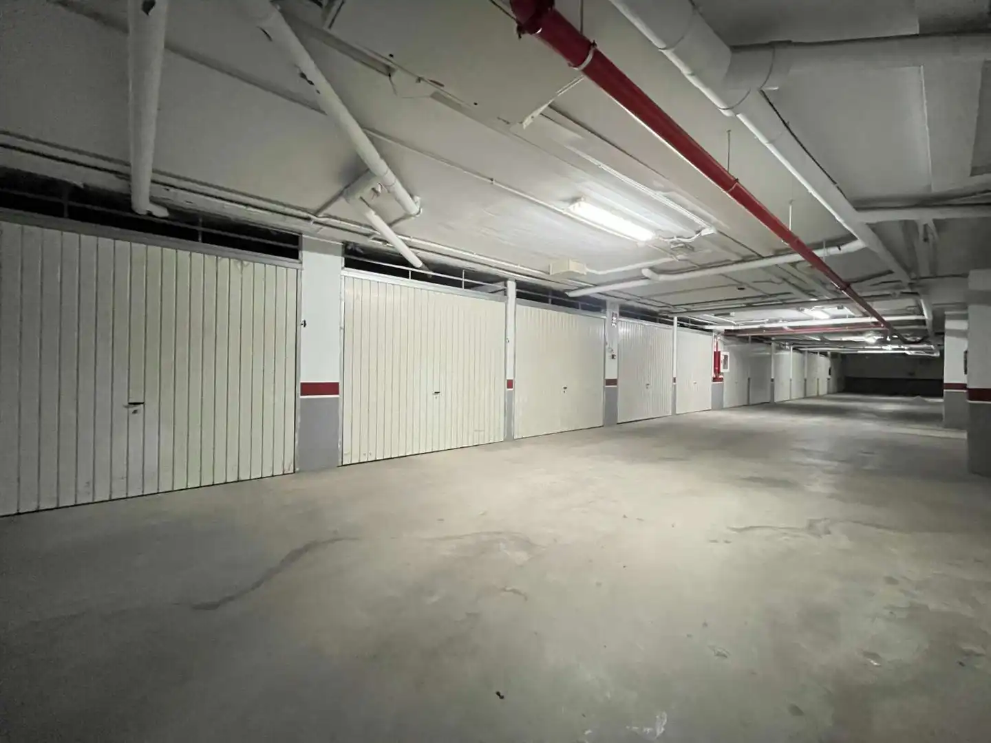 Parking de Apartamento en venta en San Pedro del Pinatar con Aire acondicionado, Piscina y Amueblado