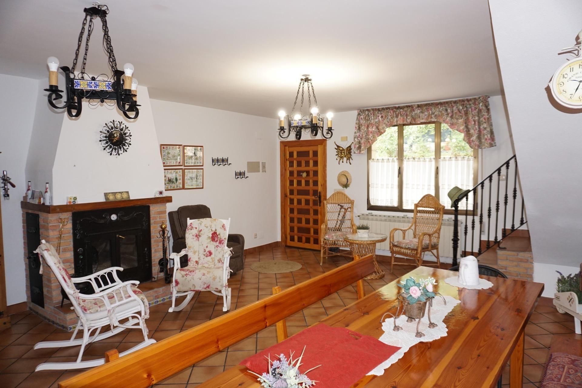 Single-family semi-detached for sale in Calle Calle de la Iglesia, Condado de Treviño