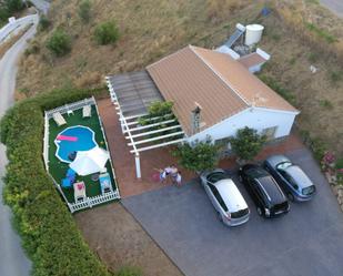 Jardí de Casa o xalet de lloguer en Cómpeta amb Aire condicionat i Piscina