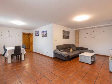 Reihenhaus mit Balkon zum Verkauf in Calle Purche 20