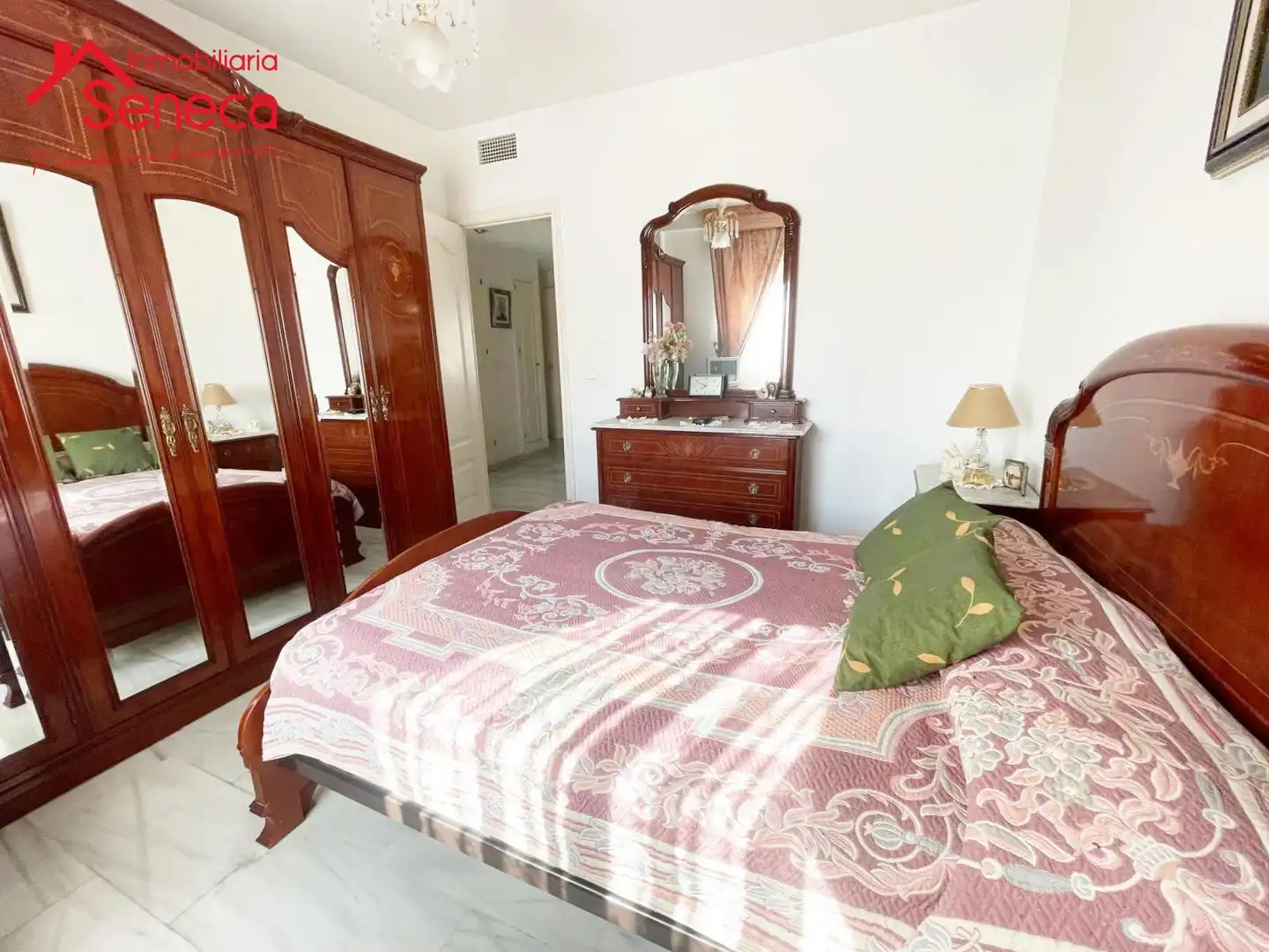Bedroom of Flat for sale in Córdoba  with Air Conditioner, Heating and Swimming Pool