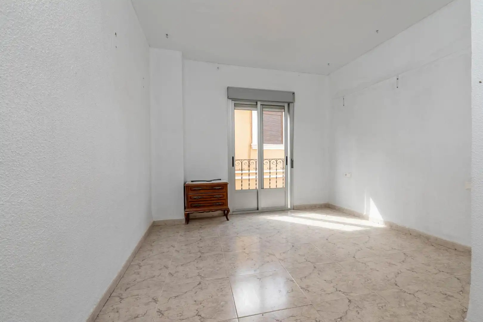 Dormitori de Casa o xalet en venda en Guadix amb Terrassa, Traster i Balcó