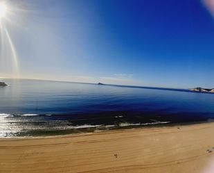 Vista exterior de Pis de lloguer en Benidorm amb Aire condicionat