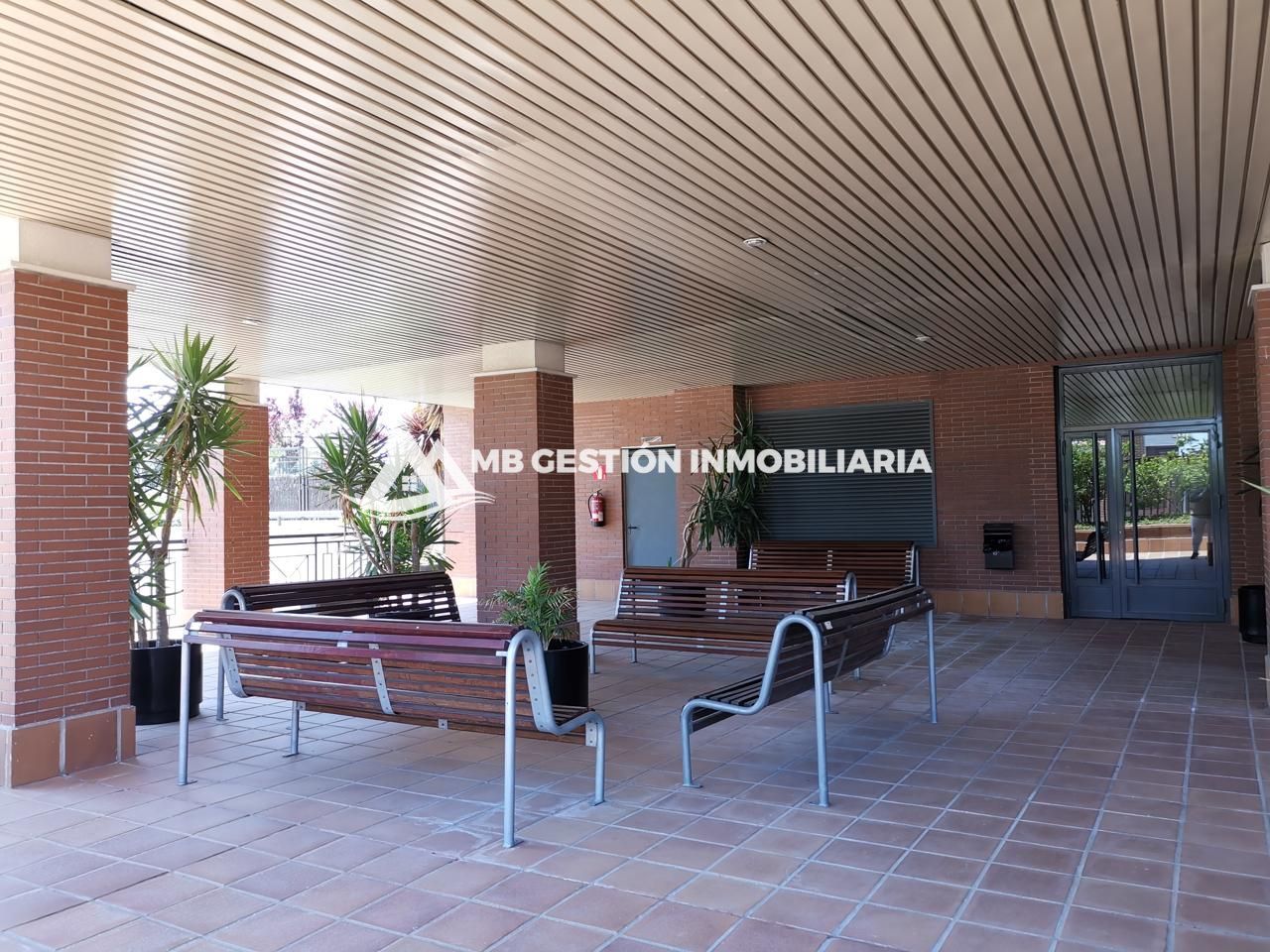 Terrassa de Pis en venda en Fuenlabrada amb Calefacció, Jardí privat i Traster