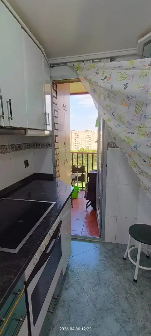 Cocina de Piso en venta en Zaragoza con Aire acondicionado, Calefacción y Parquet