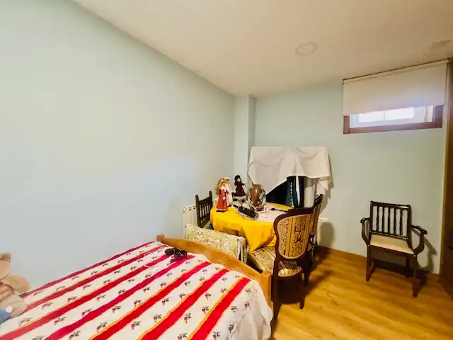 Habitación de Casa o chalet en venta en Carral con Calefacción, Jardín privado y Parquet