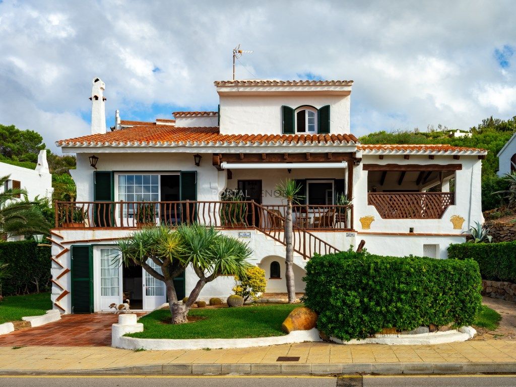 Vista exterior de Casa o xalet en venda en Es Mercadal amb Calefacció i Piscina